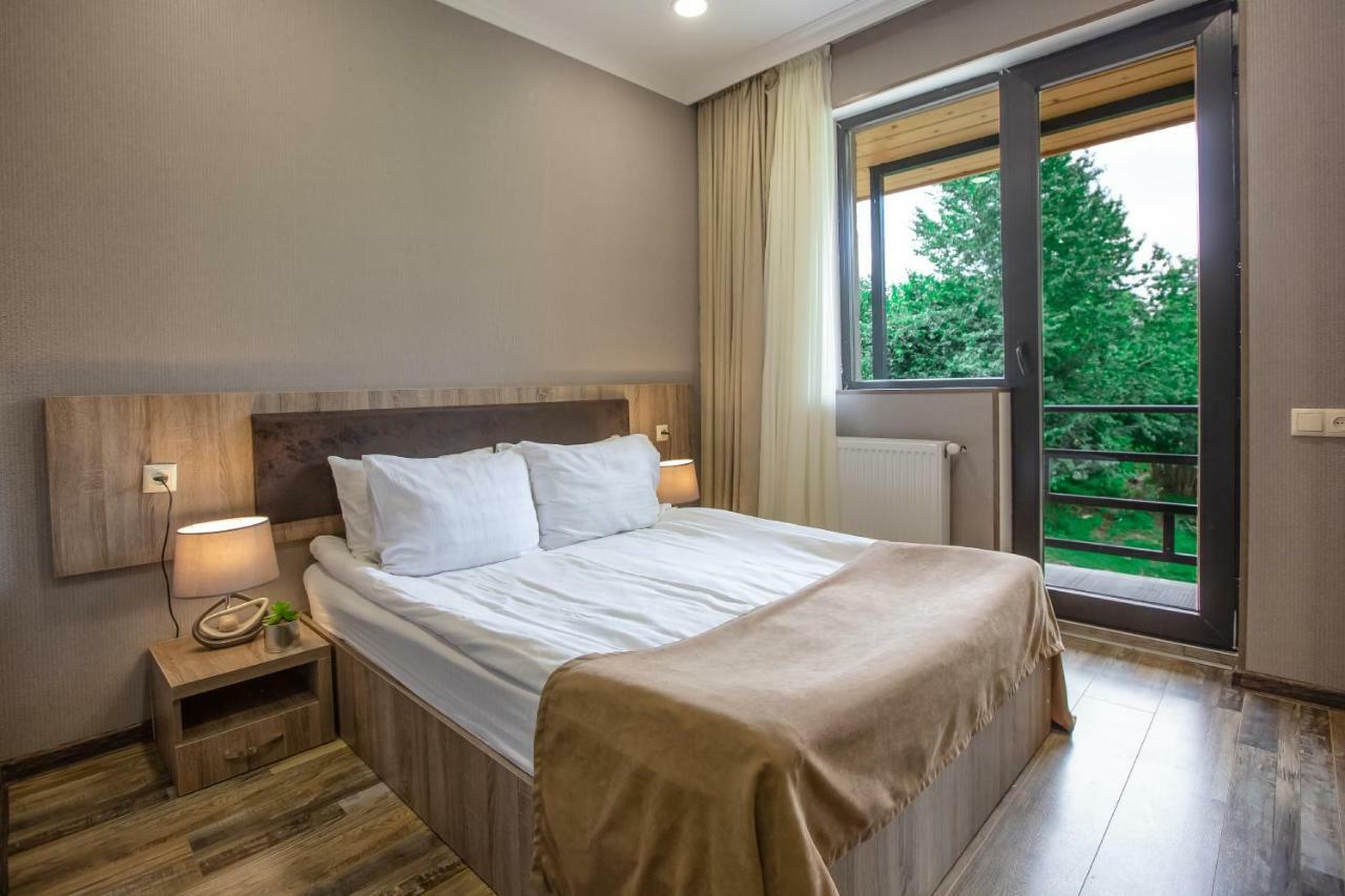 Suntower Hotel Mestia Zewnętrze zdjęcie