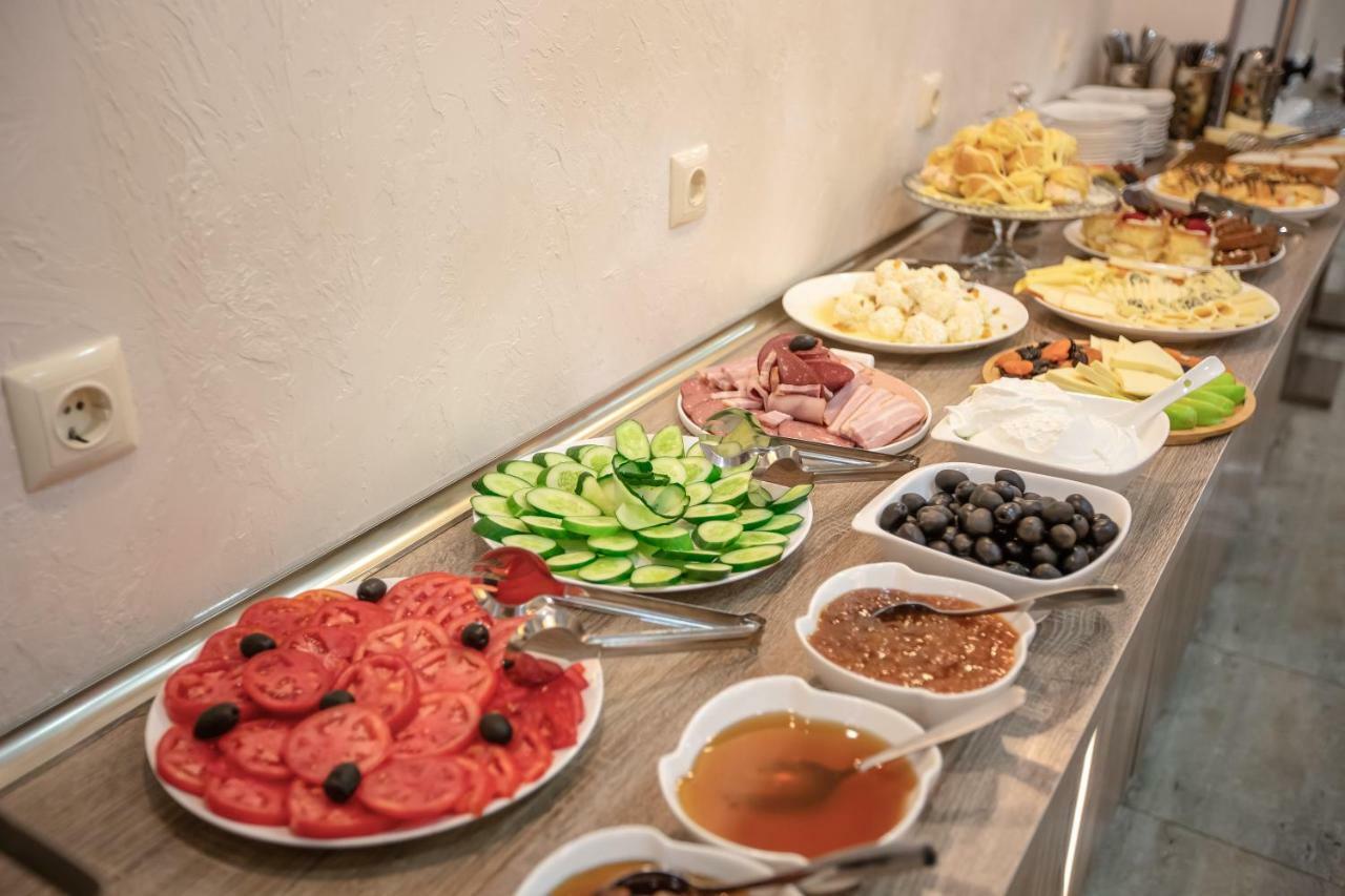 Suntower Hotel Mestia Zewnętrze zdjęcie